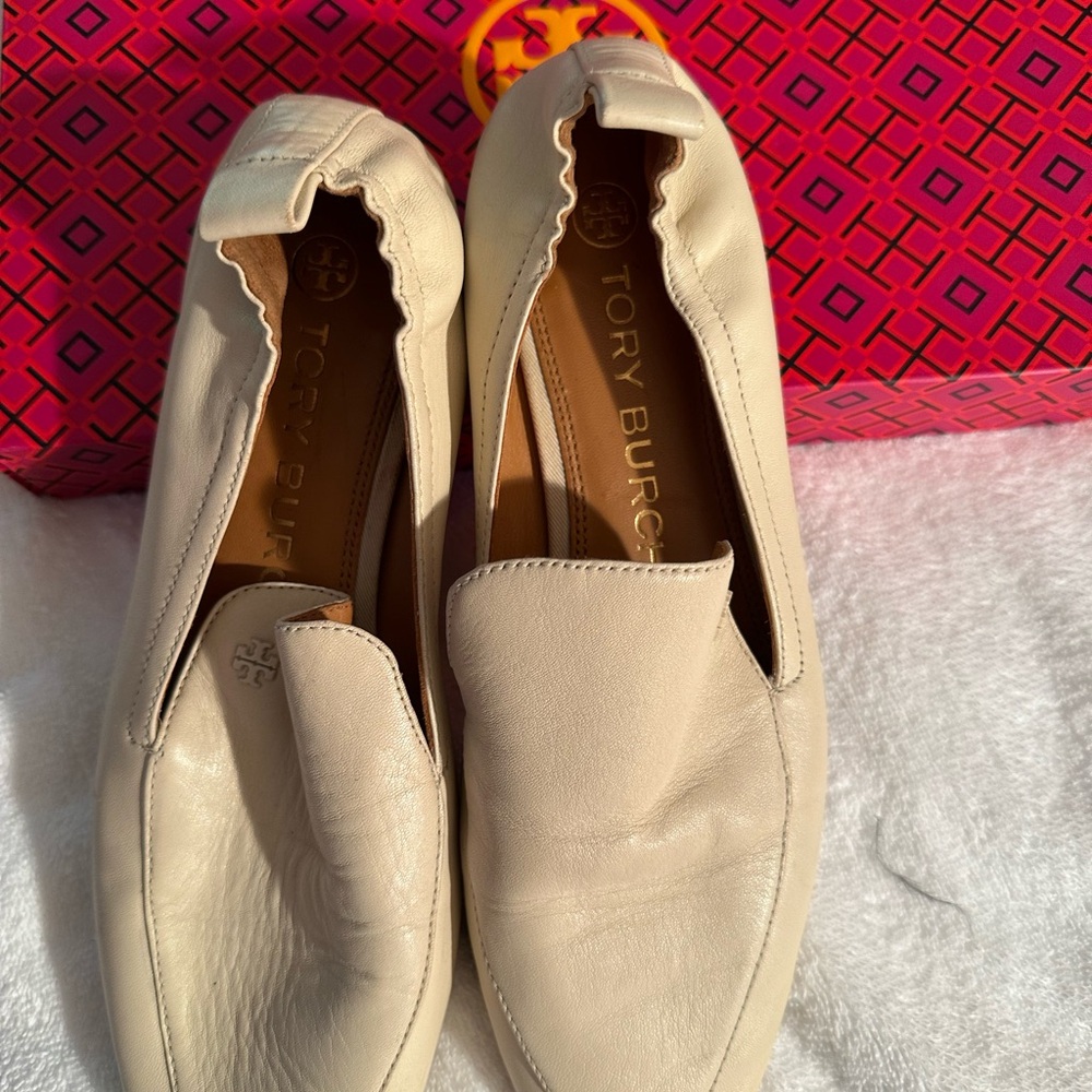 Tory Burch Cream Leather Loafers